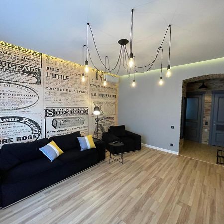 Apartment Centre Inn チェルニウツィー エクステリア 写真
